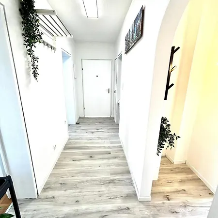 Apartamento Helle Und Grosse Mit Balkon In