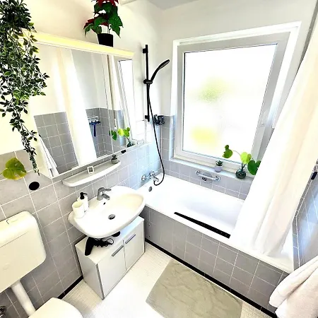 Helle Und Grosse Mit Balkon In Apartamento *