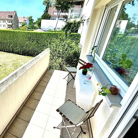 Helle Und Grosse Mit Balkon In Apartment *